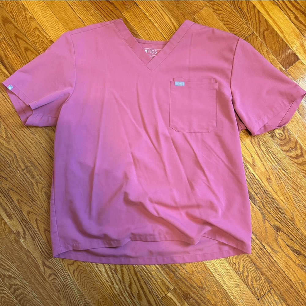 Fig’s Leon Three-Pocket Scrub Top